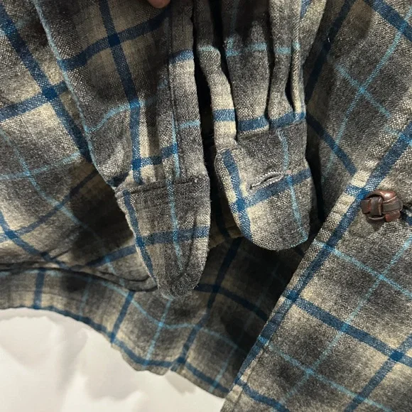 Pendleton Blue and Gray Plaid Shirt Jacket - Picture 6 of 10